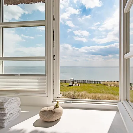 Holiday home Hobooken Hues List