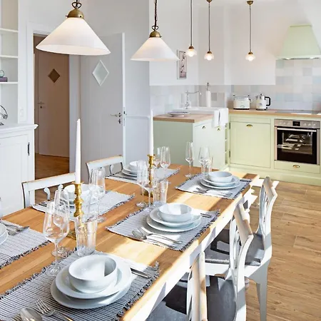 Holiday home Hobooken Hues List