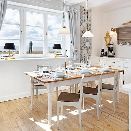 Holiday home Hobooken Hues List