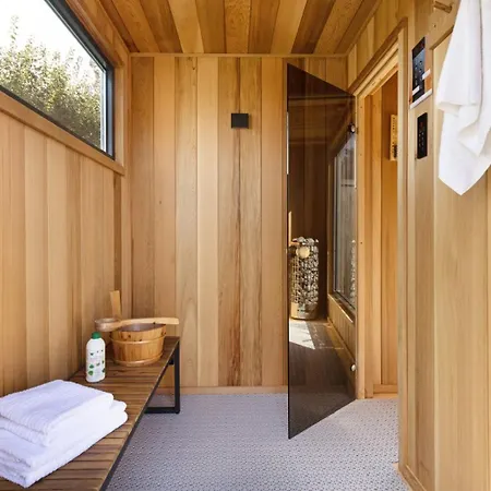 Hobooken Hues Holiday home List